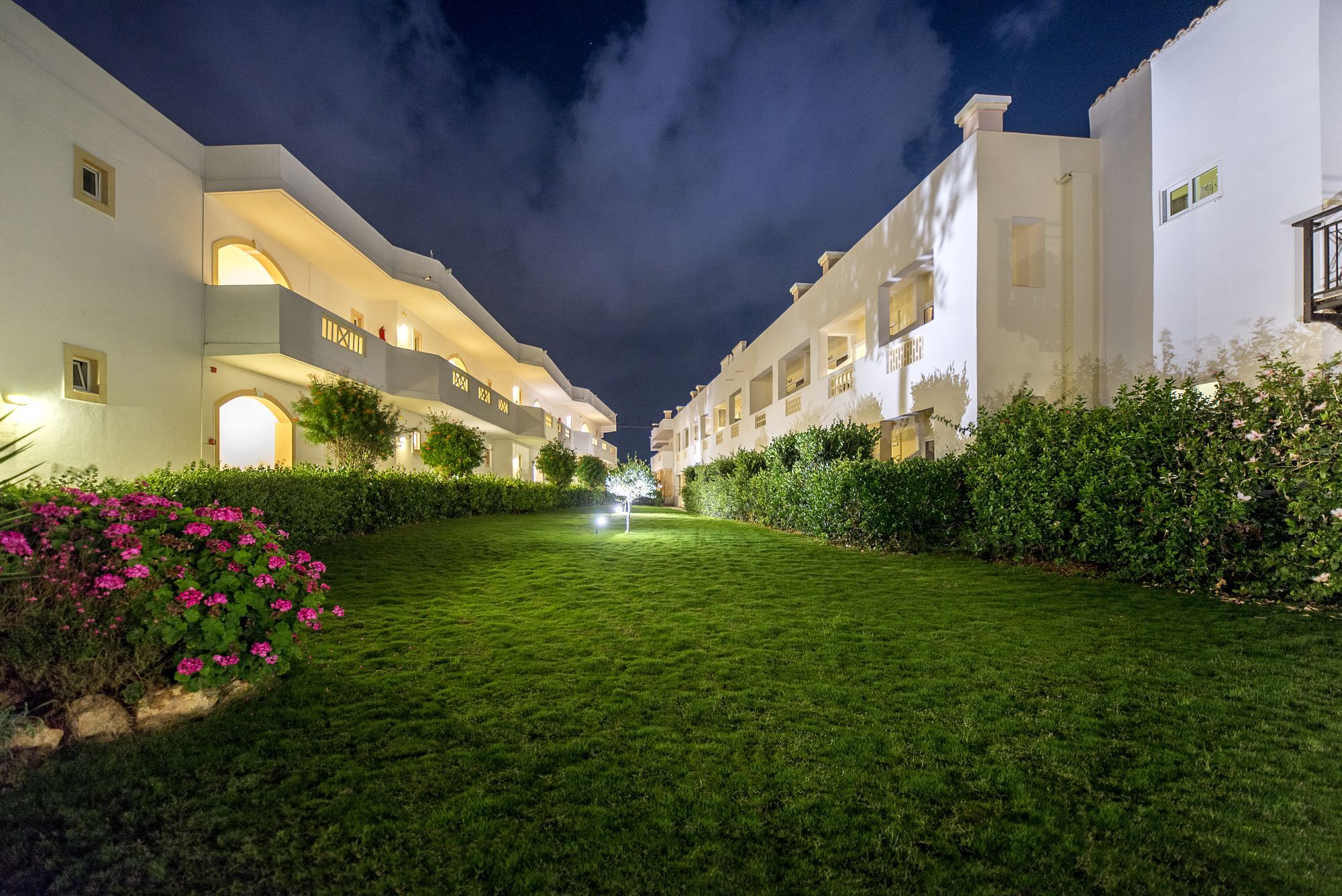 Senseana Sea Side Resort & Aquadventure Analipsi  Exterior photo